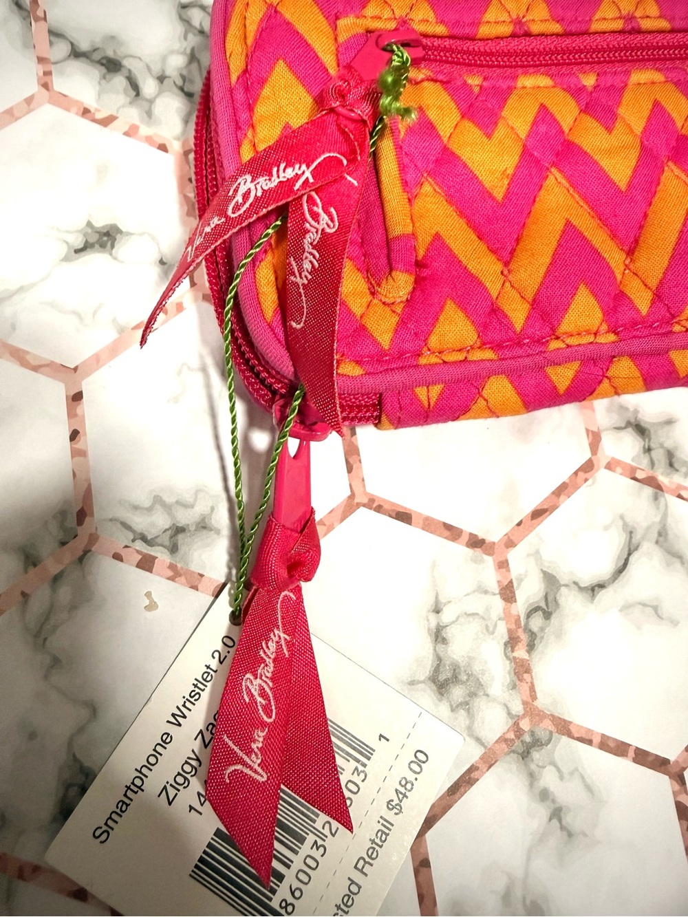 NWT Vera Bradley Pink & Orange Zigzag Wristlet Wallet - Picture 3 of 5